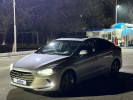 Hyundai Elantra 2017 года