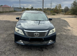 Toyota Camry 2012 года