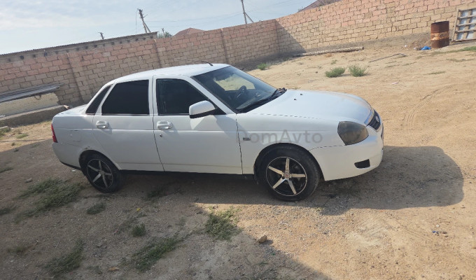 ВАЗ (Lada) Priora 2012 года
