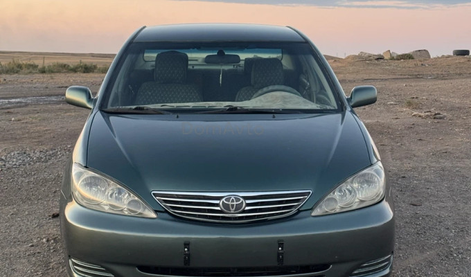 Toyota Camry 2002 года