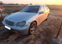 Mercedes-Benz C-Класс 2002 года