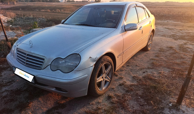 Mercedes-Benz C-Класс 2002 года