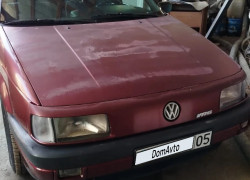Volkswagen Passat 1990 года