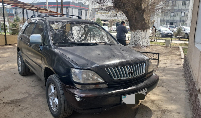 Lexus RX 1998 года