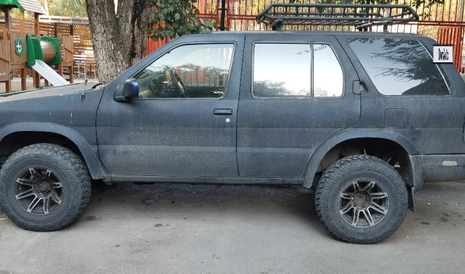 Nissan Terrano 1996 года