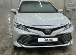 Toyota Camry 2019 года
