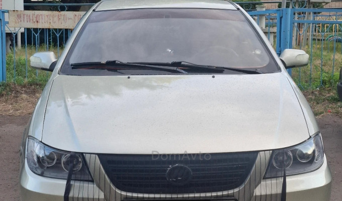 Lifan Solano 2010 года
