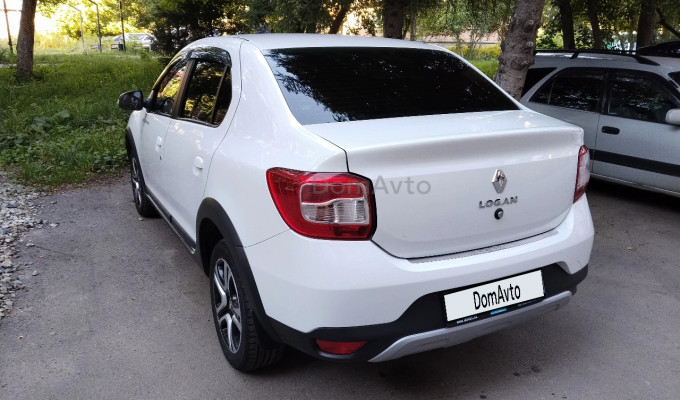 Renault Logan Stepway 2022 года
