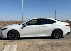 Toyota Camry 2024 года