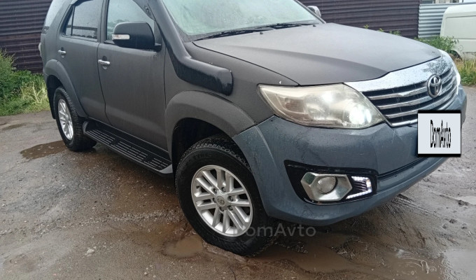 Toyota Fortuner 2014 года