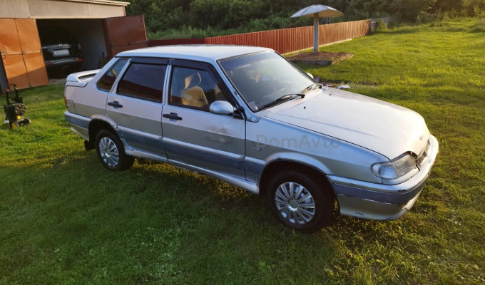 ВАЗ (Lada) 2115 2004 года