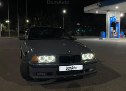 BMW 3 серия 1992 года