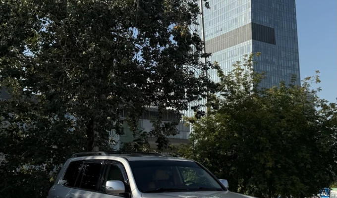 Lexus LX 2012 года