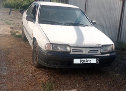 Nissan Primera 1992 года