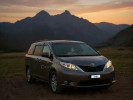 Toyota Sienna 2013 года