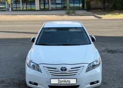 Toyota Camry 2006 года