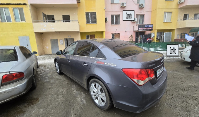 Chevrolet Cruze 2012 года
