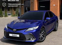 Toyota Camry 2021 года