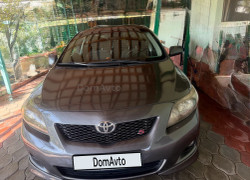 Toyota Corolla 2010 года