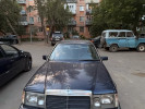 Mercedes-Benz E-Класс 1993 года