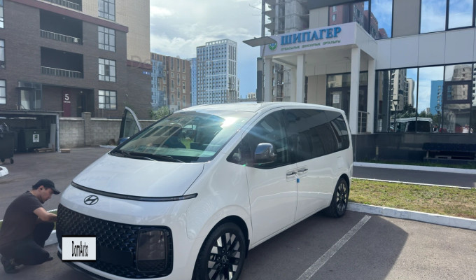 Hyundai Staria 2025 года