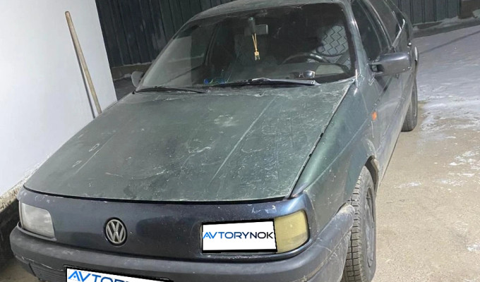 Volkswagen Passat 1993 года