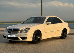 Mercedes-Benz E-Класс 2004 года