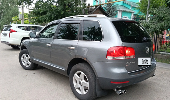 Volkswagen Touareg 2004 года