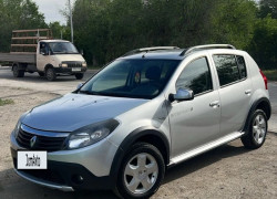 Renault Sandero 2014 года