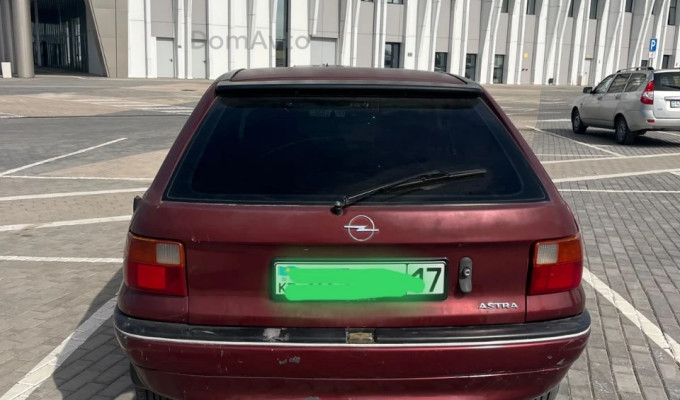 Opel Astra 1992 года