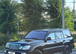 Lexus LX 2005 года