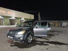 Toyota RAV4 2011 года