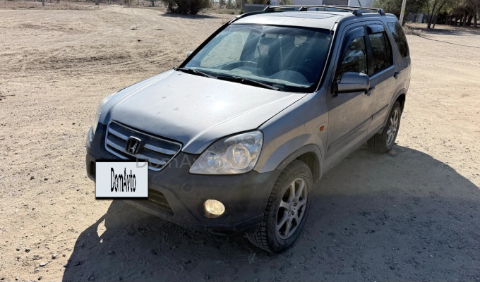 Honda CR-V 2005 года