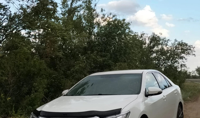 Toyota Camry 2016 года