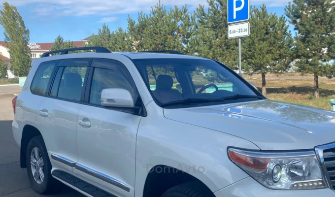 Toyota Land Cruiser 2012 года
