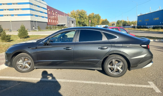 Hyundai Sonata 2024 года