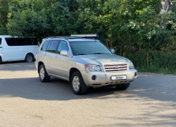 Toyota Highlander 2003 года