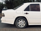 Mercedes-Benz E-Класс 1990 года