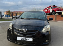 Toyota Yaris 2009 года
