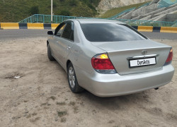 Toyota Camry 2005 года