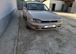 Toyota Camry 1992 года
