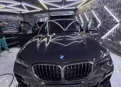 BMW X5 2021 года