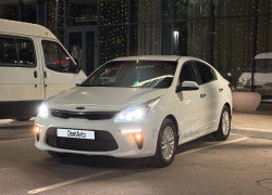 Kia Rio 2019 года