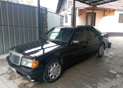 Mercedes-Benz 190 1992 года