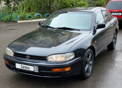 Toyota Camry 1992 года