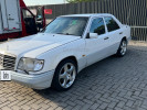 Mercedes-Benz E-Класс 1993 года