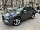 Toyota Highlander 2023 года