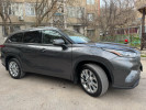 Toyota Highlander 2023 года