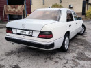 Mercedes-Benz E-Класс 1990 года