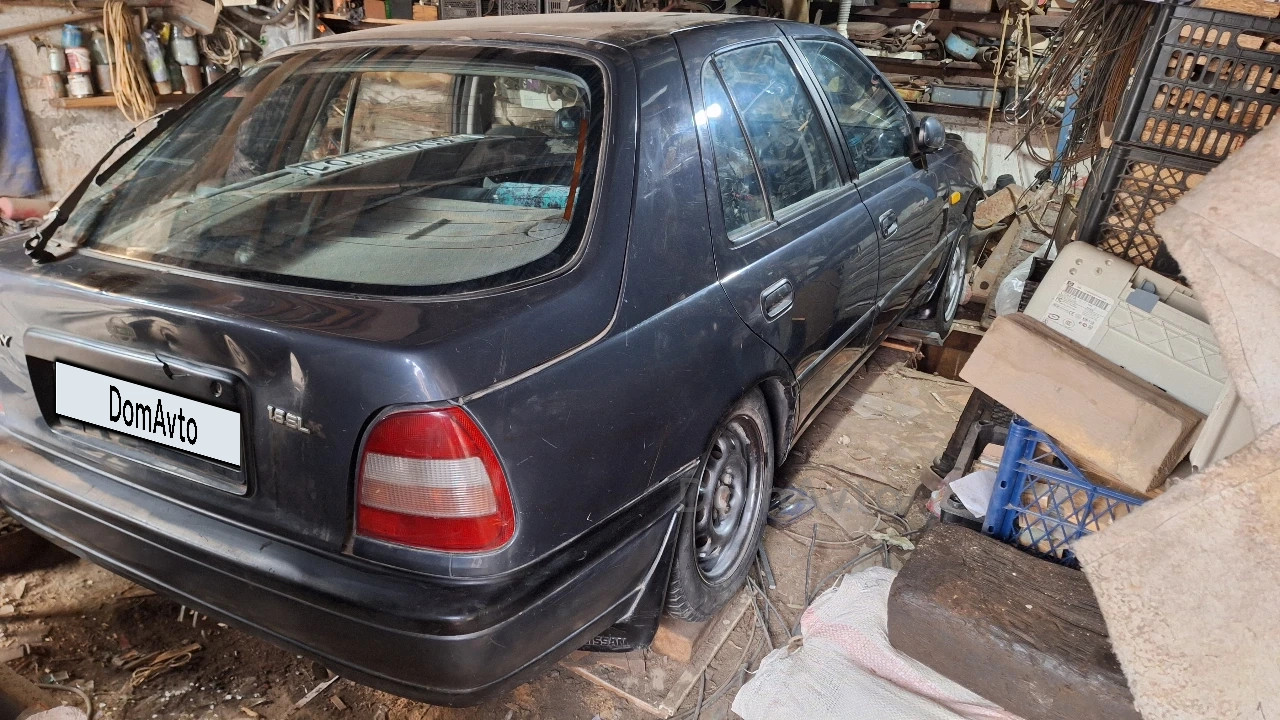 Nissan Sunny, 1993